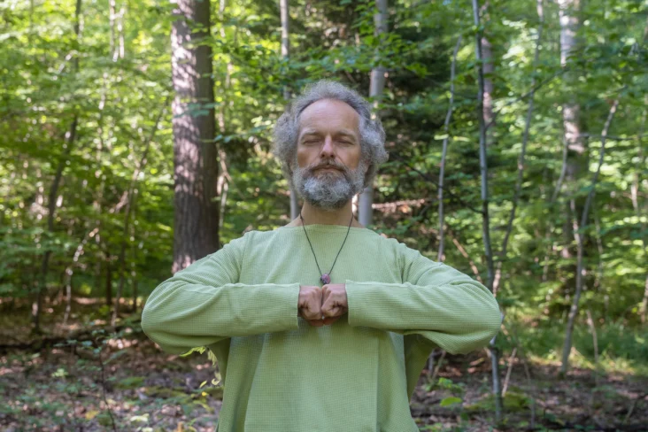 Druide Paul zeigt die Emotionalfeld-Stärkung aus dem Wyda